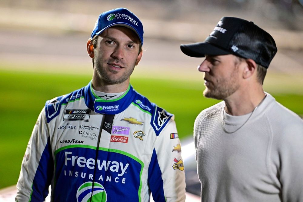 Daniel Suarez, Trackhouse Racing, Freeway Insurance Chevrolet Camaro and Justin Marks