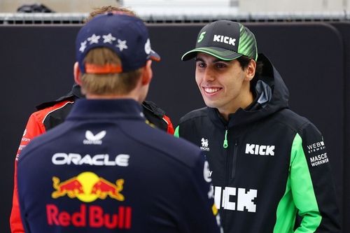 F1 - Bortoleto 'abre o coração' sobre amizade com Verstappen: "Ele me ajuda bastante"