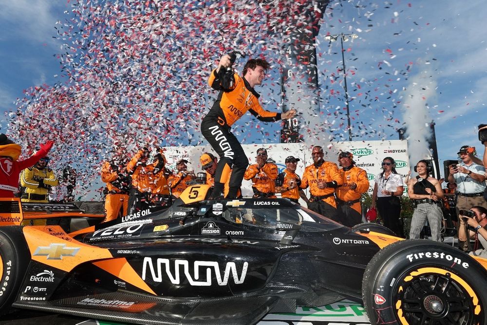 Pato O'Ward, ganador el s&aacute;bado en Iowa Speedway