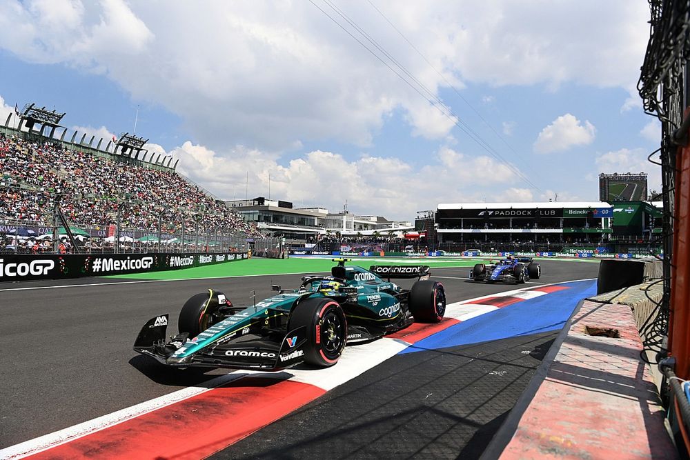 Fernando Alonso, Aston Martin AMR23, Logan Sargeant, Williams FW45