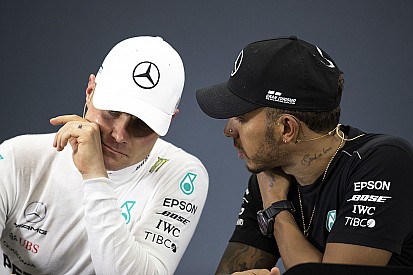 A Mercedes szerint Bottast megtörte, hogy beállították Hamilton mögé