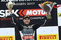 Jonathan Rea gana la primera carrera en Assen; Forés cuarto