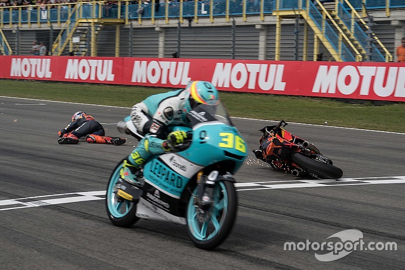 MotoGP ubah regulasi soal finis balapan