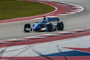 Orudzhev gana en la dram&aacute;tica segunda carrera de las V8 3.5 en Austin