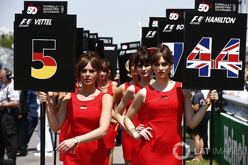 Chicas de la parrilla Sebastian Vettel, Ferrari, Lewis Hamilton, Mercedes AMG F1