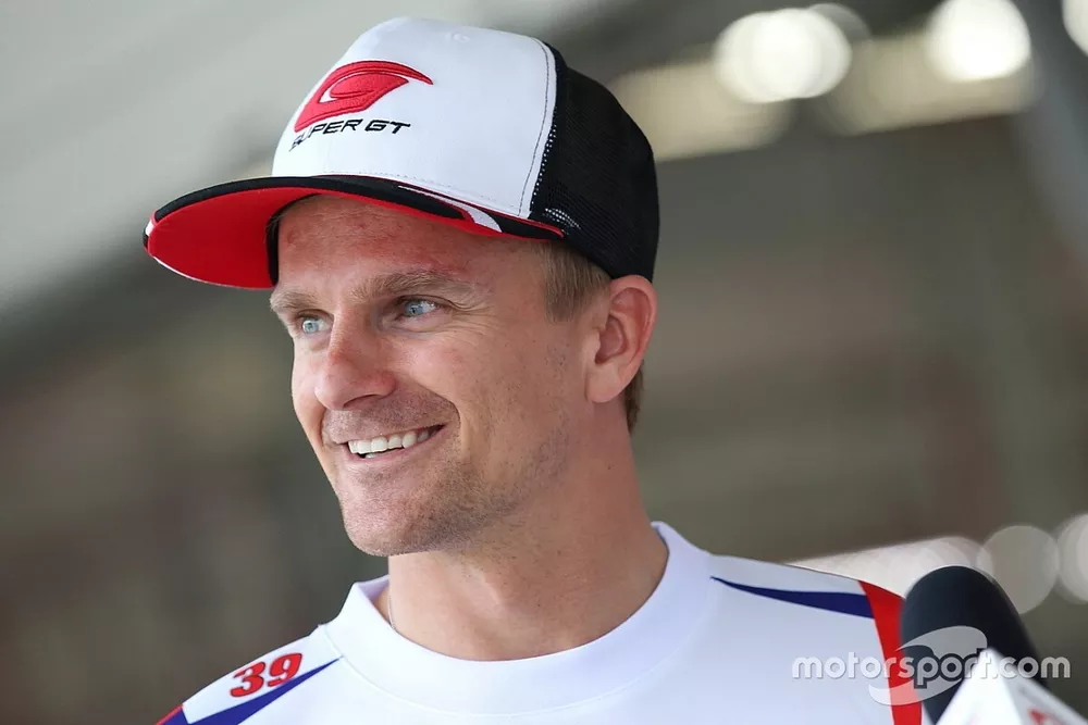 #39 Lexus Team Sard Lexus LC500: Heikki Kovalainen