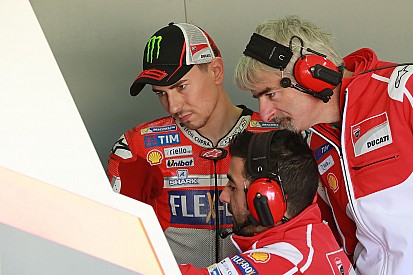 Lorenzo úgy érzi, ő gyorsította fel a Ducati fejlődését