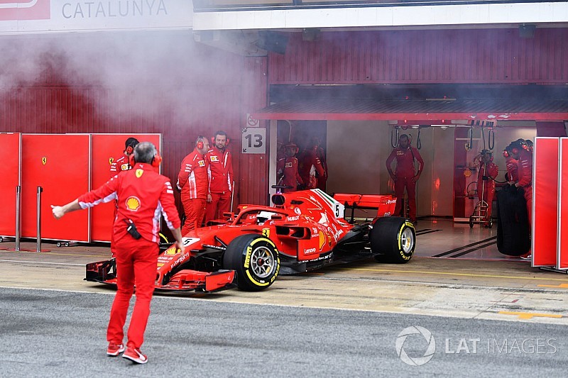 Analiz: Barcelona'da Ferrari motorlarından çıkan dumanlar neyin nesiydi?