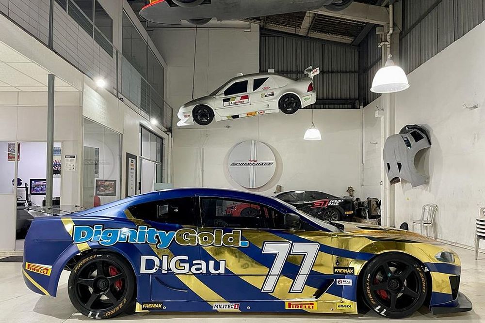GTSR#77 da Team Stange Racing, a &uacute;nica equipe da NASCAR sediada em Chicago

