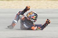 V&iacute;deo: Pedro Acosta sale ileso de una espectacular ca&iacute;da