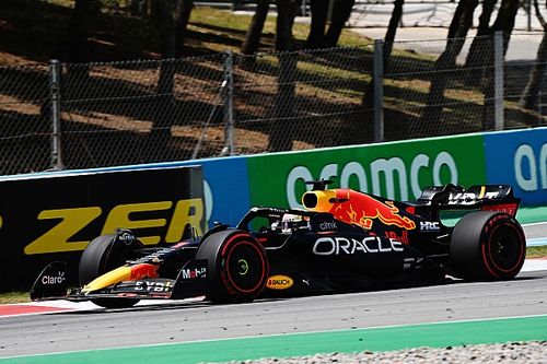 Verstappen: RB18 es bueno en tandas largas, pero no en clasificaci&oacute;n