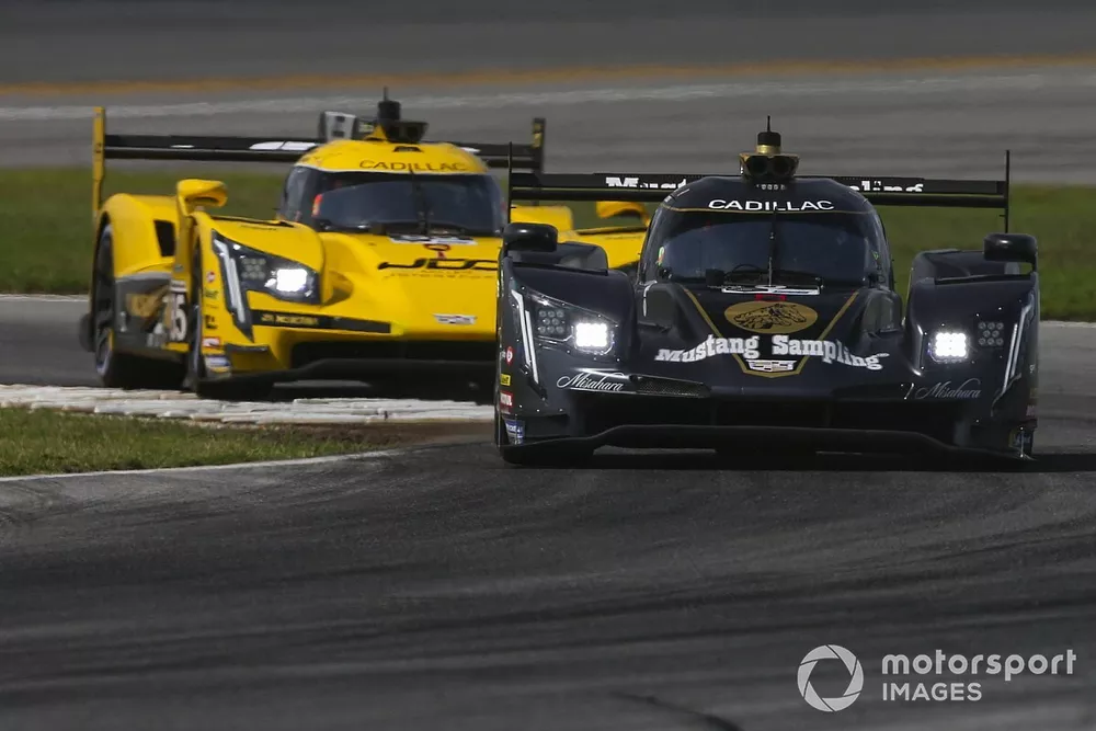 #5 Mustang Sampling Racing / JDC-Miller MotorSports Cadillac DPi, DPi: Sebastien Bourdais, Joao Barbosa 