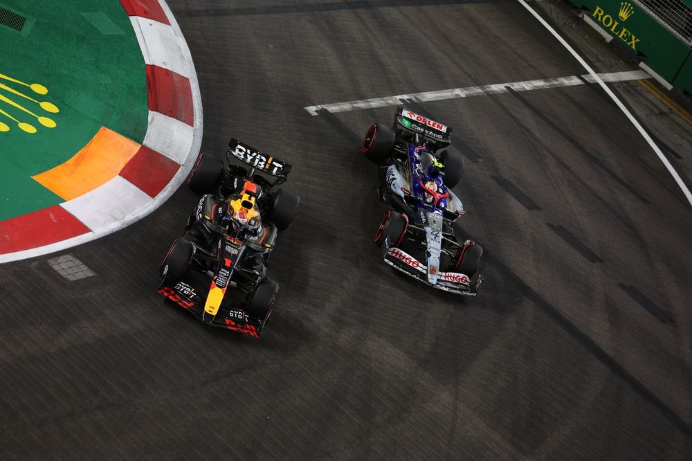 Max Verstappen, Red Bull Racing RB20, Yuki Tsunoda, RB F1 Team VCARB 01
