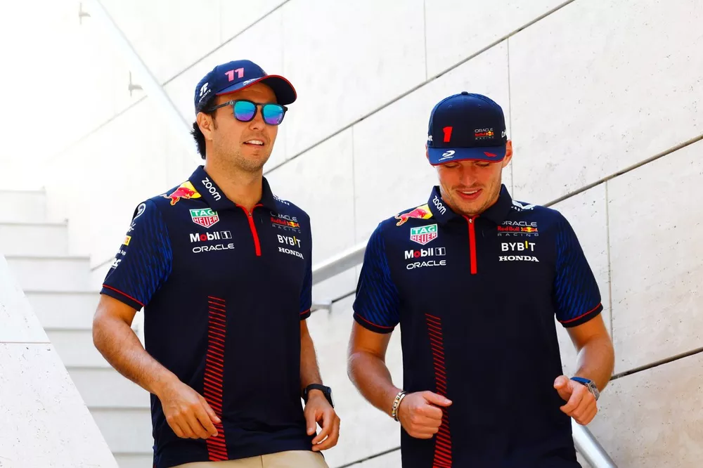 Sergio Perez, Red Bull Racing, met Max Verstappen, Red Bull Racing 