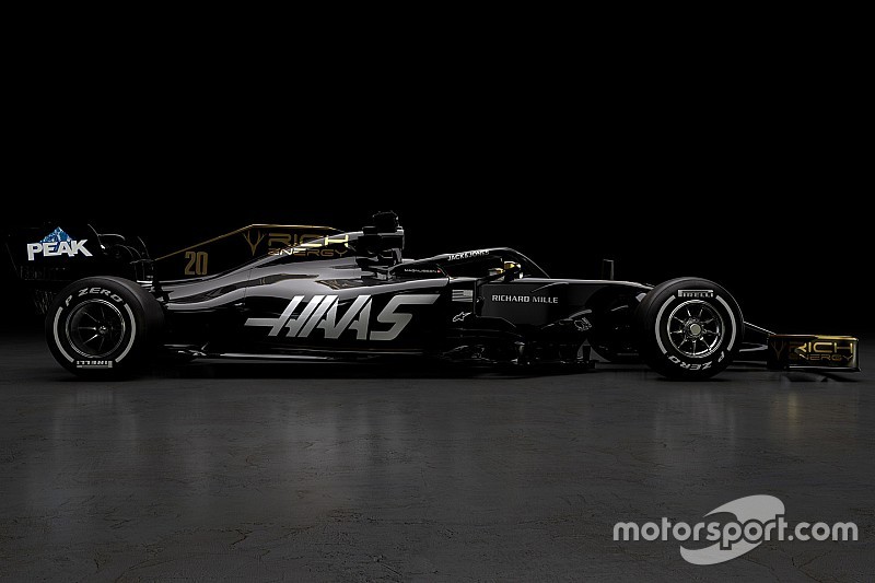 Haas recupera el espíritu de Lotus con su VF-19 para la F1 2019