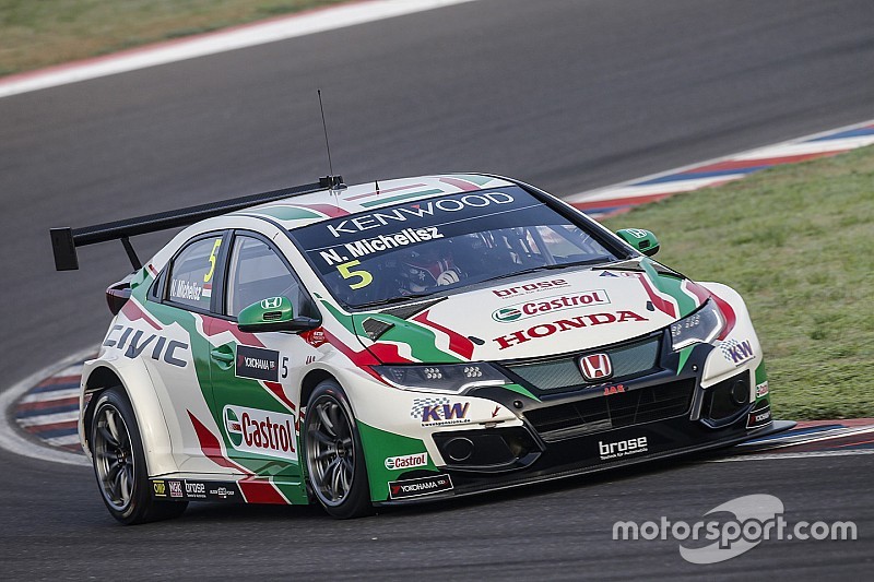 Doblete de Honda en la carrera principal del WTCC