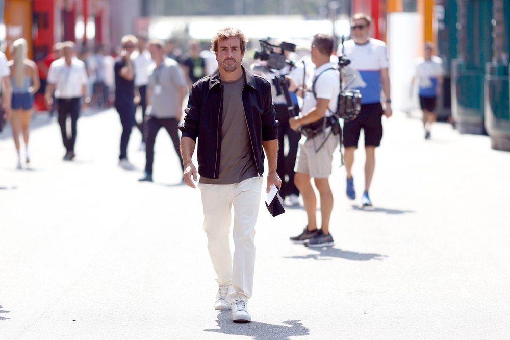 Fernando Alonso, Aston Martin F1 Team 