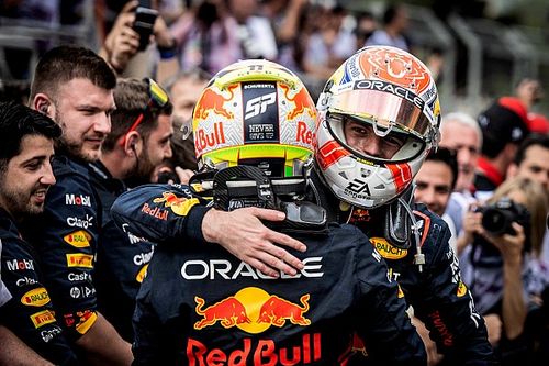 Verstappen: Pérez tiene objetivos serios y lo está haciendo bien