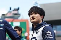 Tsunoda espera que el psic&oacute;logo lo ayude a mantener el control