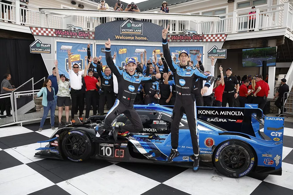 #10 Wayne Taylor Racing Acura ARX-05 Acura DPi: Ricky Taylor, Filipe Albuquerque