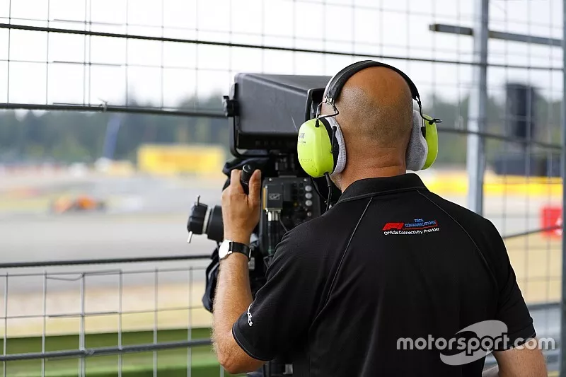 A TV cameraman at work