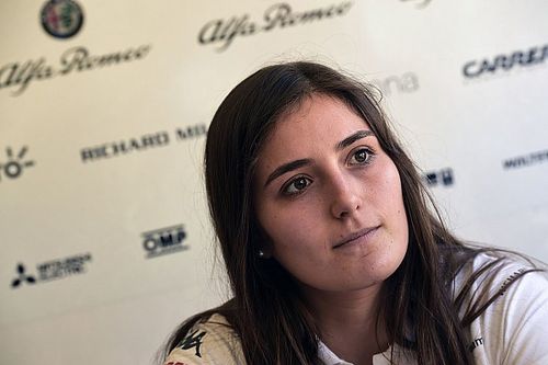 Calder&oacute;n: "No hace falta un campeonato de mujeres"