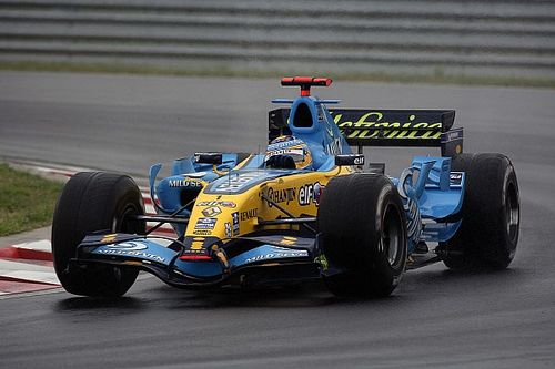 Hungría F1 2006: cuando Alonso se disfrazó de Senna y el podio de De la Rosa
