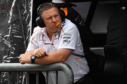 McLaren: Talán nem néztünk eleget a tükörbe