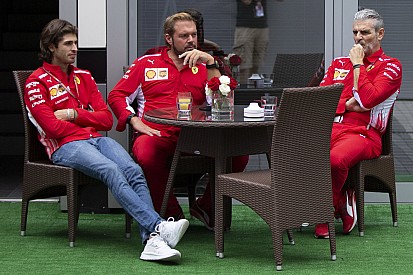 Arrivabene için "Alfa Romeo'ya gidecek" iddiası ortaya atıldı