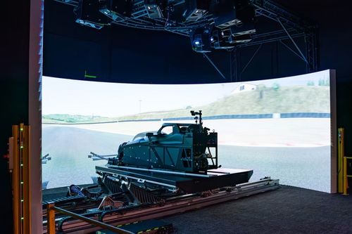 F1: Cadillac j&aacute; testou carro em simulador e se 'arma' com contrata&ccedil;&otilde;es para 2026