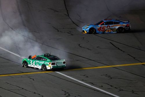 NASCAR se compromete a não comercializar charters da 23XI e da Front Row caso equipes vençam processo