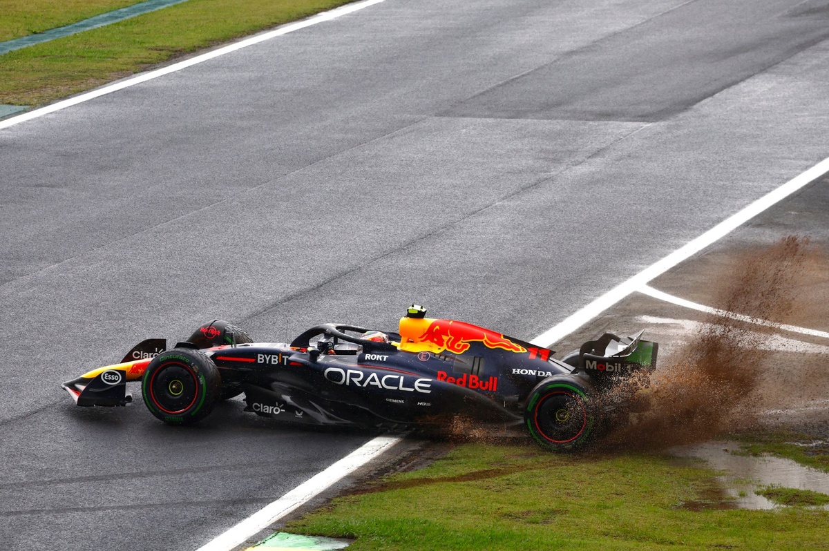 sergio-perez-red-bull-racing-r