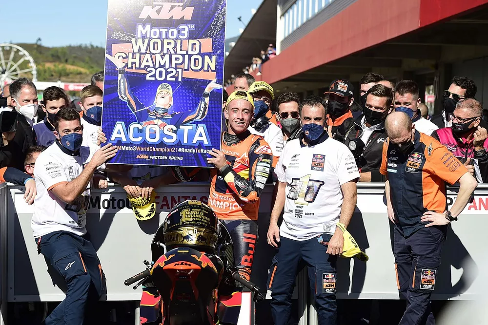Il vincitore della gara e Campione del Mondo Pedro Acosta, Red Bull KTM Ajo