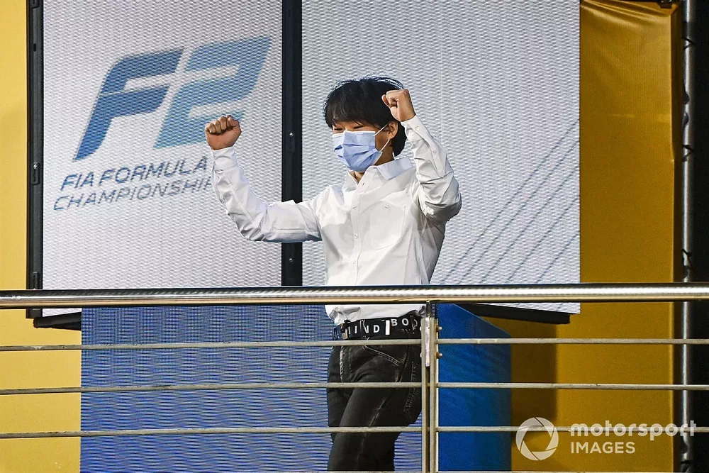 F2 Championship 3rd position Yuki Tsunoda, Carlin celebrates on the podium