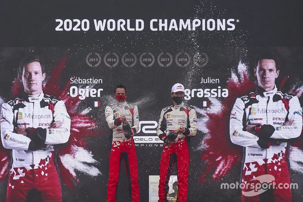 Podio: S&eacute;bastien Ogier, Julien Ingrassia, Toyota Gazoo Racing WRT Toyota Yaris WRC