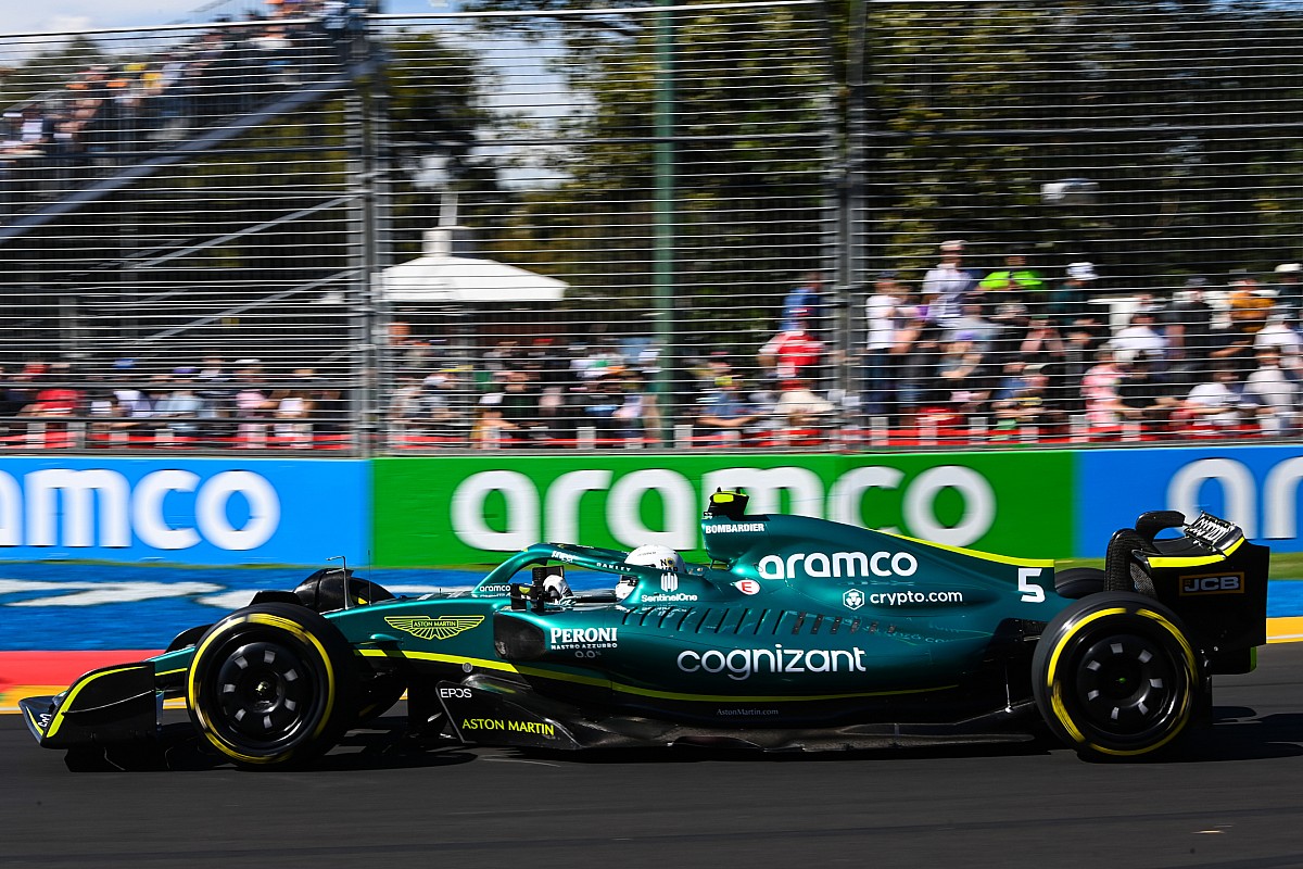 Vettel will wait for 