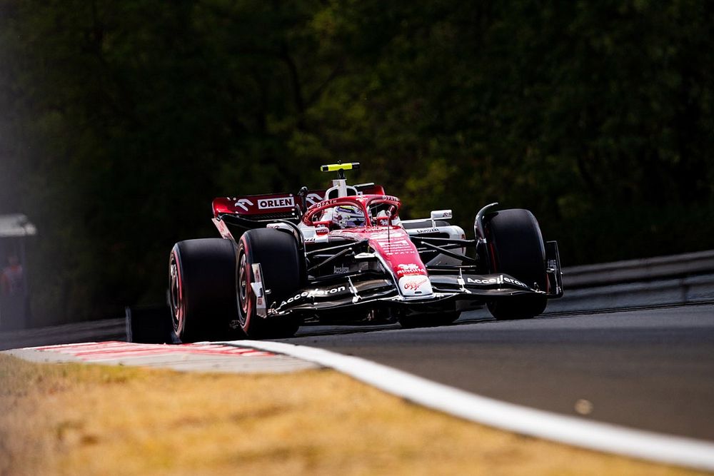 Zhou Guanyu, Alfa Romeo C42