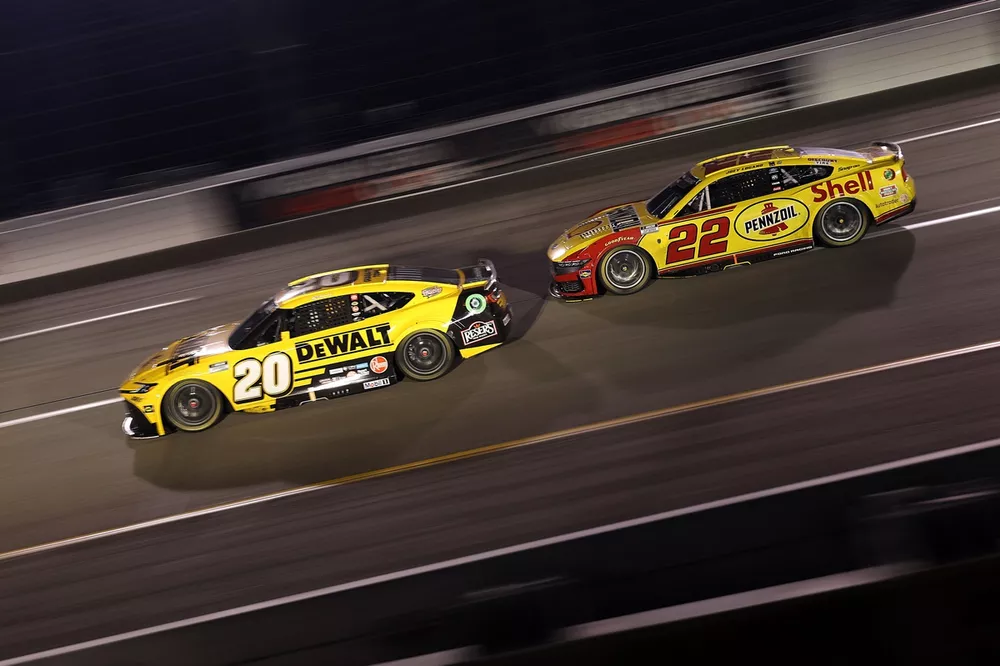 Christopher Bell, No. 20 Joe Gibbs Racing Toyota; Joey Logano, No. 22 Team Penske Ford