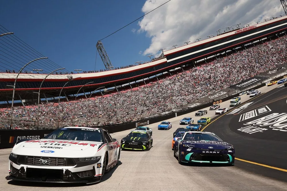 Ryan Blaney, Team Penske, Tyler Reddick, 23XI Racing