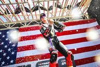Maverick, primer piloto en ganar con tres marcas diferentes en MotoGP