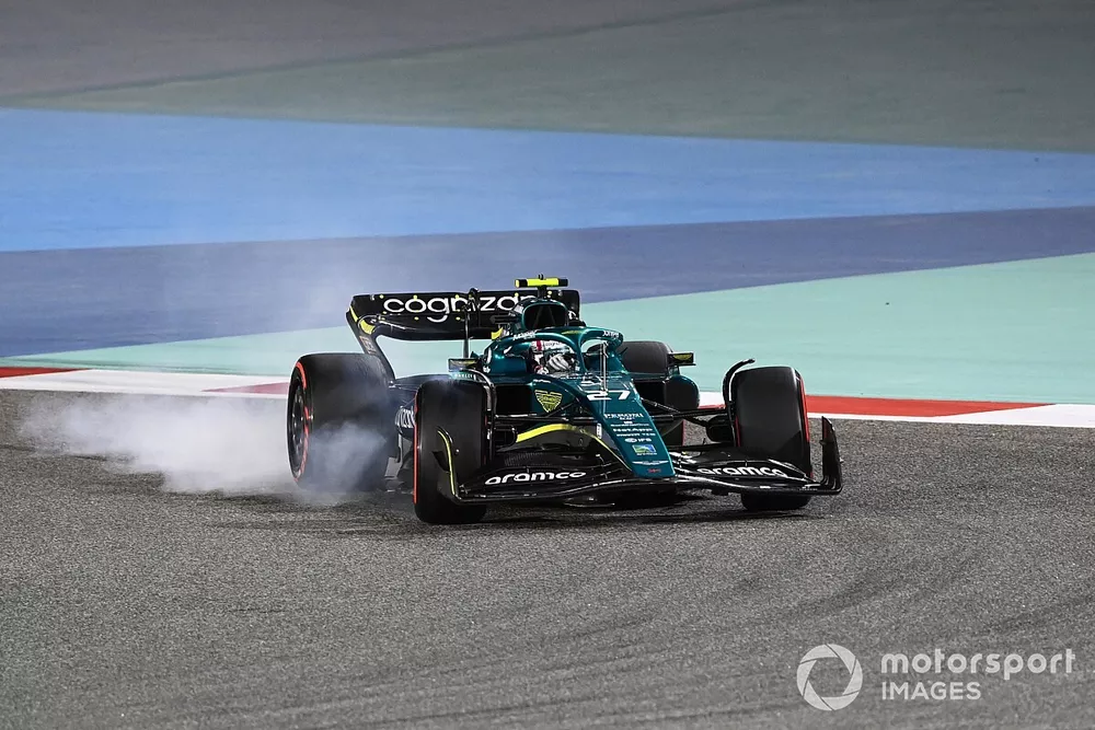 Nico Hulkenberg, Aston Martin AMR22