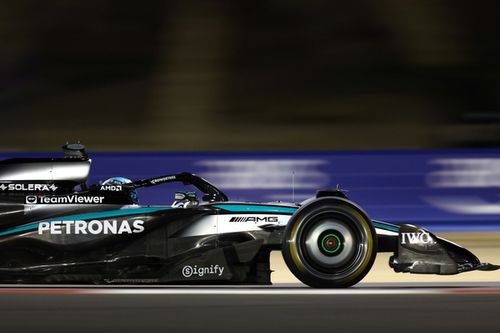 Mercedes no sabe si su nuevo coche mantiene su "ventaja diferencial" de 2024