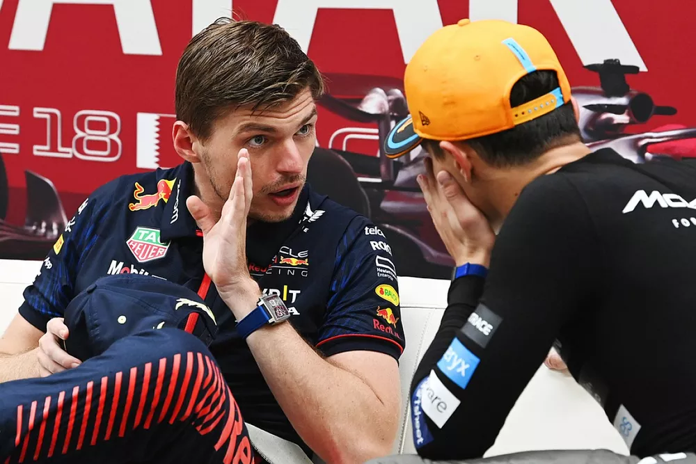 Max Verstappen, Red Bull Racing, 1&deg; posizione, Lando Norris, McLaren, 3&deg; posizione, in conferenza stampa