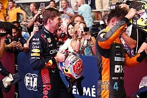 Dit schrijven internationale media over derde F1-titel van Max Verstappen