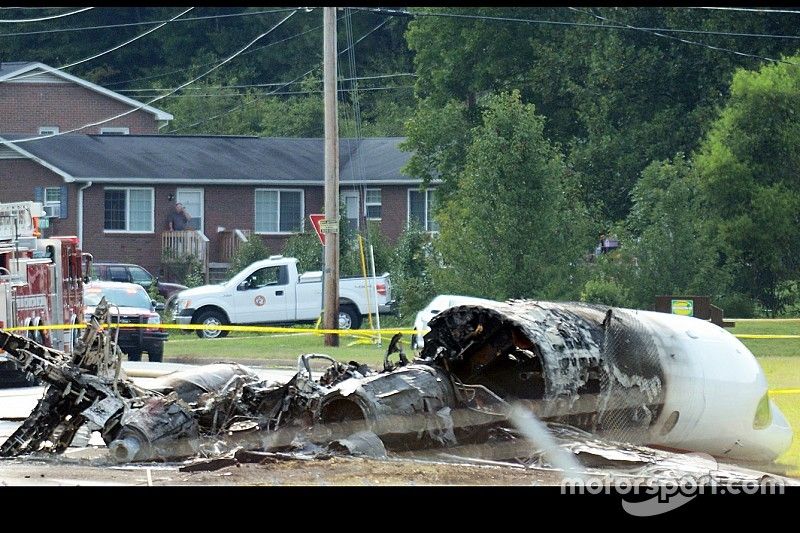 Dale Earnhardt Jr. en un accidente de avi&oacute;n