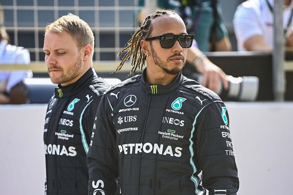 Valtteri Bottas, Mercedes, y Lewis Hamilton, Mercedes 