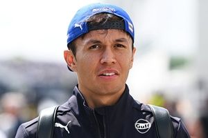 Albon plantea que Colapinto "solt&oacute; el freno" en su incidente de Canad&aacute;