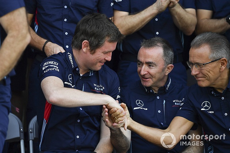Williams'ta Lowe'un yerini Smedley alabilir