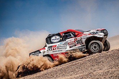 Dakar, Auto, Tappa 9: Loeb e Despres sbagliano e consegnano la vittoria ad Al-Attiyah