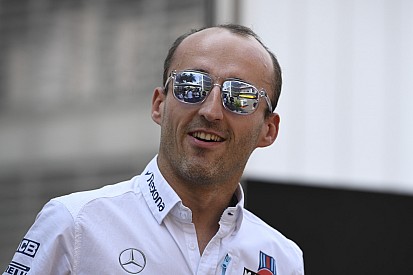 Kubica podría llegar a Ferrari para ser piloto del simulador